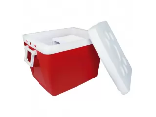 Conservadora de 75 litros marca MOR. Medidas: 64×46,8×46,7cm. Fabricada en material reforzado, durable. Tapa separada con 7 divisiones para apoyar vasos u otros objetos. Ideal para conservar bebidas frías y bocadillos en largos viajes, playa, camping. Var Conservadora de 75 litros marca MOR. Medidas: 64×46,8×46,7cm. Fabricada en material reforzado, durable. Tapa separada con 7 divisiones para apoyar vasos u otros objetos. Ideal para conservar bebidas frías y bocadillos en largos viajes, playa, camping. Var
