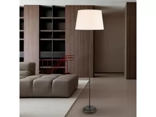 Ilumina tus espacios con la Lámpara de Pie New Satin, un toque de elegancia y estilo que transformará tu hogar. Su diseño moderno en blanco y negro se adapta a cualquier ambiente, aportando calidez y sofisticación. ¡Haz que cada rincón brille con luz prop Ilumina tus espacios con la Lámpara de Pie New Satin, un toque de elegancia y estilo que transformará tu hogar. Su diseño moderno en blanco y negro se adapta a cualquier ambiente, aportando calidez y sofisticación. ¡Haz que cada rincón brille con luz prop