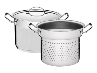 Descripcion: -Marca Tramontina -Línea Profesional -Capacidad en volumen 7,5 L -Diámetro : 24 cm -Tipo de fondo: Triple -Material  Acero inoxidable -Incluye tapa.