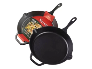 Descripción: *Sarten 30 cm/ 3 Litros *Hierro Fundido marca Victoria *Características - Material: Hierro Fundido - Tamaño: 30 cm - Capacidad: 3 Litros - Estufas: Gas, eléctrica, inducción, horno, fogata, parrilla, etc. - Marca: Victoria