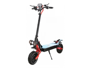 Descripcion: Color: Negro Doble Motor: 1600W Voltaje: 48 V Tiempo de carga: 3-4h Plegable:Sí Gama por carga: 50-90km Tamaño de las ruedas: 11 pulgadas Material: aluminio Batería: batería de litio 48V/ 13AH Carga máxima: 130 kilogramos Velocidad máxima: 60