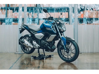 Descripcion: YAMAHA FZ 15 ABS 3.0 -   Motor 2 VÁLVULAS, 4 TIEMPOS, 1 CILINDRO, INYECCIÓN ELECTRÓNICA  Cilindrada en CC 150 cc  Potencia 14 HP  Arranque ELECTRICO  Transmisión 5 VELOCIDADES  Suspensión delantera TELESCÓPICA CON AMORTIGUADORES  Suspensión t