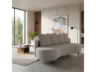 Descripción Sofá 3 Plazas Organico con Tela Bouclé - Confort y Sofisticación en su Hogar  Transforme su salón con nuestro sofá de 3 plazas en formato orgánico, una auténtica pieza de diseño que combina estilo, comodidad y sostenibilidad. Fabricado en teji