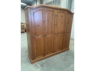  Ropero 4 puertas 8 estantes 2 barrotes opcional para colgar prendas. MEDIDAS SON: 1.95 CM DE LARGO x 1.95 DE ALTO x 57 DE PROFUNDIDAD.