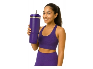 Jarra térmica Capacidad 600ml Trae tapa para mantener frío o caliente la bebida que lleves Incluye parlante bluetooth con luces led de colores Este vaso térmico con parlante incluido es un regalo original y útil! Jarra térmica Capacidad 600ml Trae tapa para mantener frío o caliente la bebida que lleves Incluye parlante bluetooth con luces led de colores Este vaso térmico con parlante incluido es un regalo original y útil!