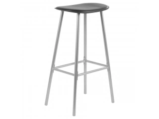 Dale un toque industrial a tu hogar con el Taburete básica negra de Just Home Collection. Su diseño simple y elegante lo hace perfecto para cualquier espacio, ya sea en la cocina, la barra o el comedor. Con su estructura de aluminio y asiento de ecocuero, Dale un toque industrial a tu hogar con el Taburete básica negra de Just Home Collection. Su diseño simple y elegante lo hace perfecto para cualquier espacio, ya sea en la cocina, la barra o el comedor. Con su estructura de aluminio y asiento de ecocuero,