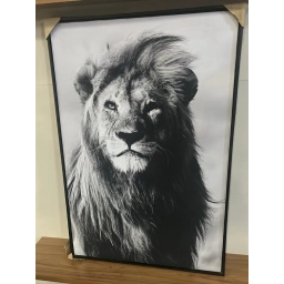 Cuadro Leon vertical 70 x 1.00 mts.