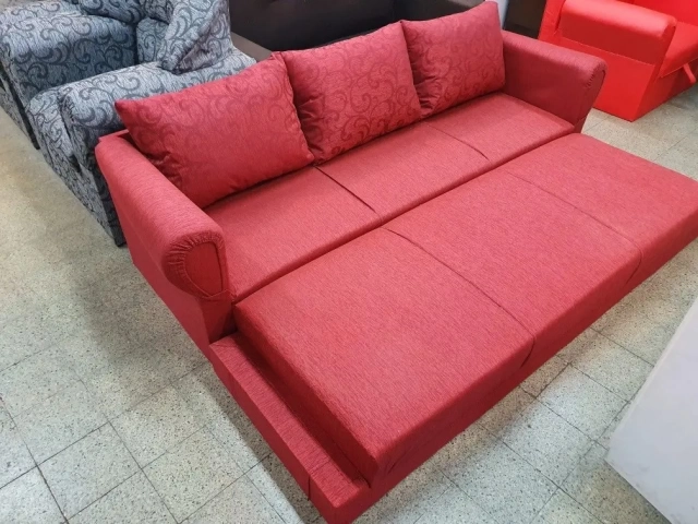 Dimensiones: 210cm de ancho, 0cm de alto y 60cm de profundidad. Estilo recto.