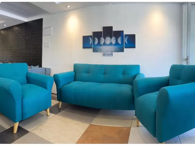 JUEGO NORDICO PATAS DE METAL SOFA 3 Cuerpos 1.60 mts largo. 70 cm profundidad. 80 cm altura. SOFA 1 CUERPO 80 CM Largo. 70 cm prof. 80 cm altura.