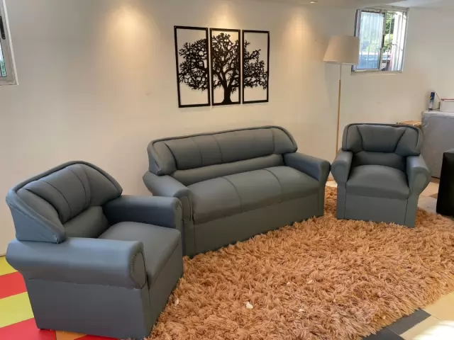Medidas : sofa 3 cuerpos 1.60 mts. Largo . 70 cm prof. SOFA 1 CUERPO 2. 80 CM Largo. 70 cm prof. 80 cm altura.