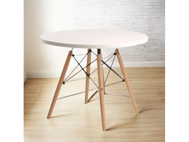 Descripcion: Mesa redonda Fabricada 100% en MDP. Código: EAMES80X80.REDONDA Color: Blanco/Negro Alto: 0.75 Largo: 0.80
