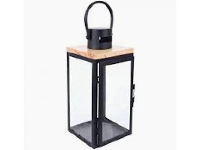 Descripcion: Alto 39.5 cm Ancho 16 cm Especificaciones Portavelas Color Negro Material del cuerpo Acero Material Acero, Vidrio.